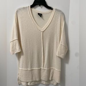 Bobeau NWOT Knit Top